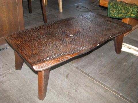 �^���̃e�[�u��